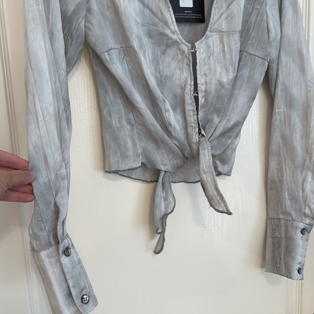PrettyLittleThing Light Gray Tie-Front Shirt - Picture 5 of 8